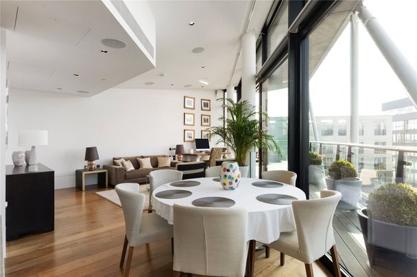 Riverlight Quay, London, SW11 flat - penthouse to rent - Photo 1