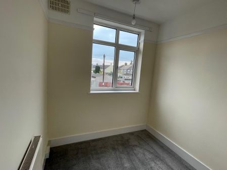 3 bedroom detached house to rent - Photo 3