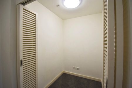 Level 5/2 Brodie Spark Drive, Wolli Creek NSW 2205 - Apartment For Rent | Domain - Photo 4