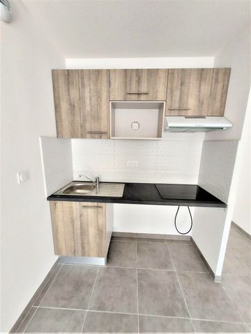 Location Appartement 3 pièces 61m² NOIRMOUTIER EN L ILE 85330 - Photo 2