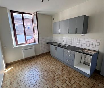 Location Appartement 3 pièces 82m² - Photo 3