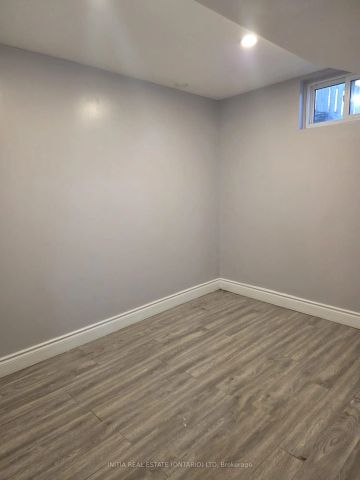 14 Bingham Road #Basement 1 - Photo 4