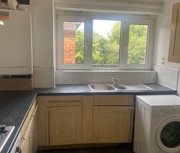 3 Bed Flat, Maryland Street, E15 - Photo 2