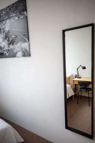 flat b, 708 High Road, London N12 9QL, UK, London - Photo 3