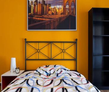 Via Bergamo, Milan, Lombardy 20135 - Photo 2