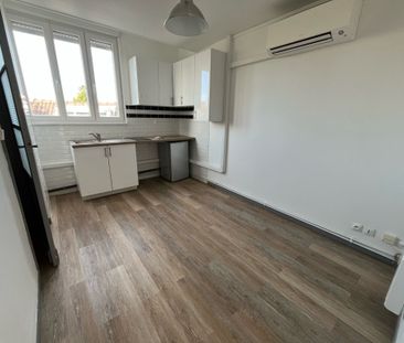 MONS EN BAROEUL - APPARTEMENT - T2 - Photo 3