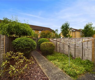 2 bedroom terraced house to rent - Photo 2