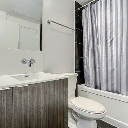For Lease - 100 Harbour Street Unit# 4403, Toronto, Ontario - Photo 1