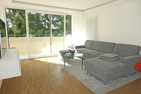 N-Wetzendorf: Hochwertige möblierte 2-Zi-Whg (2.OG m. Aufzug), Balkon, TG-Stellplatz - Photo 2