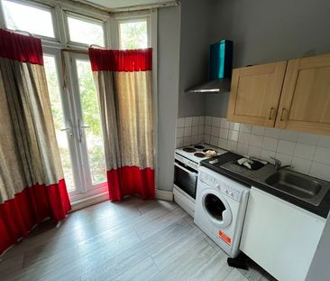Studio Flat, Cranley Gardens, N10 - Photo 2