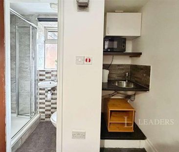 All Saints Road, All Saints Road, Wednesbury, West Midlands, WS10 - Photo 2