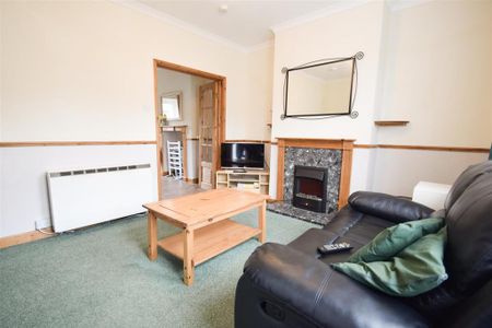 4 bedroom house to rent - Photo 3