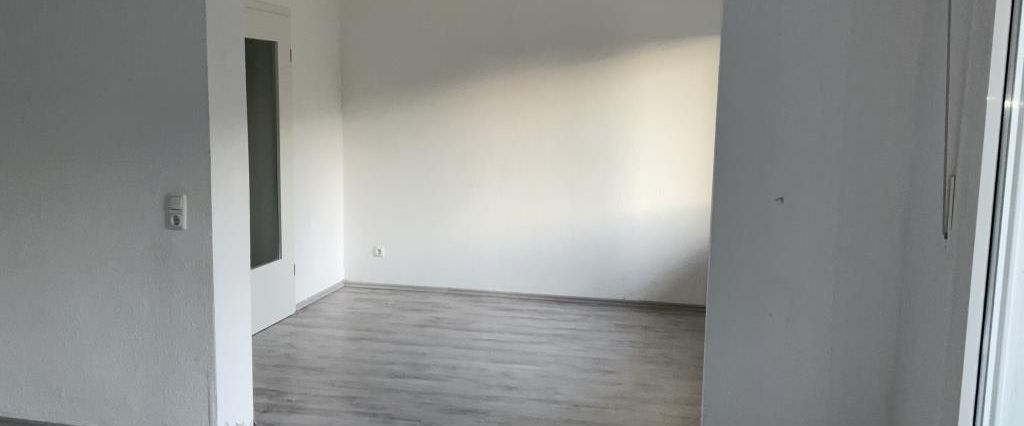 Für Treppenmuffel!! Bezugsfertige 2-Zimmerwohnung im Erdgeschoss mit Balkon und ebenerdiger Dusche - Photo 1