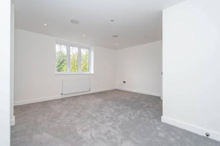 4 bedroom terraced house to rent - Photo 2