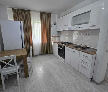 Apartament 1 camera de inchiriat la Bucium Confort 370€ - Fotografie 3