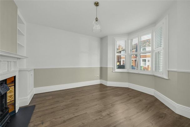 4 bedroom semi-detached house to rent - Photo 1