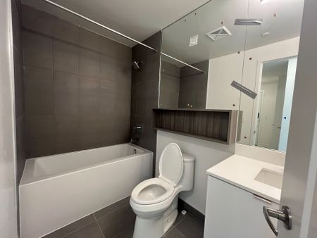For Lease - 135 lower Sherbourne Street Unit# 2032, Toronto, Ontario - Photo 3
