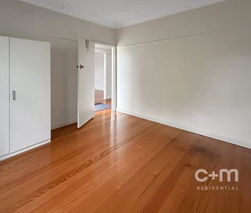 Warm and Inviting 3-Bedroom Home - Photo 2