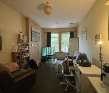 2 bedroom property to rent - Photo 3