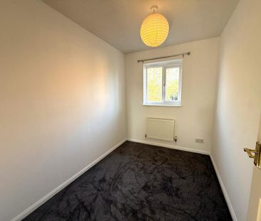 3 bedroom semi-detached house to rent - Photo 6