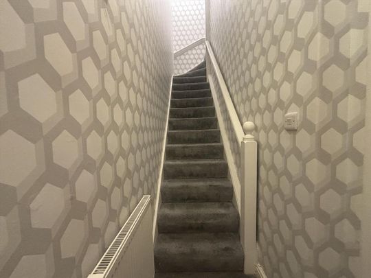 2 bedroom house to rent - Photo 1