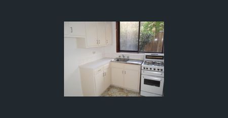 2/133 Park St, Moonee Ponds VIC 3039 - Photo 2