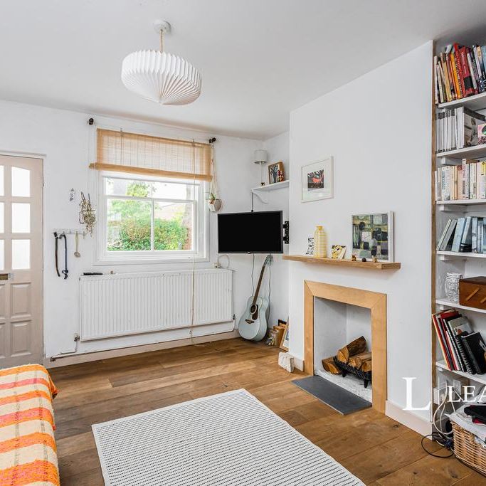 2 bedroom terraced house to rent - Photo 1