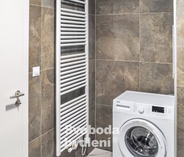 Pronájem bytu 2+kk 59 m², U plynárny, Praha - Photo 1