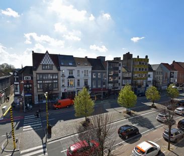 Zonnig en instapklaar appartement gelegen op enkele passen van de M... - Foto 2