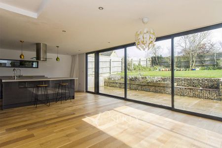 3 bedroom detached house to rent - Photo 4