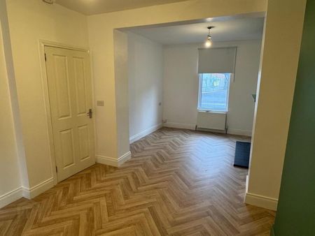 109 Circular Road, BT403AQ, Larne - Photo 2