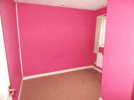 St Lukes Road, Pontnewynydd, Pontypool - Photo 3