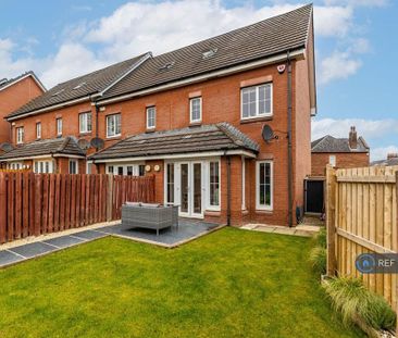 3 bedroom end of terrace house to rent - Photo 4