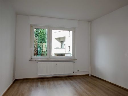 Helle 3-Zimmer-Erdgeschosswohnung mit Balkon in gepflegtem Mehrfamilienhaus - Foto 5