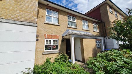 3 bedroom terraced house to rent - Photo 2