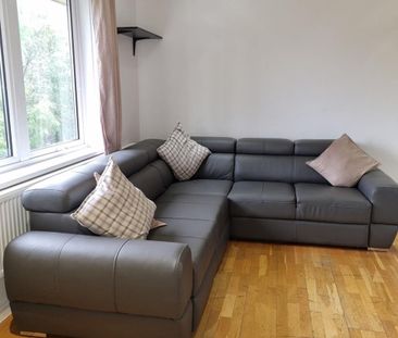 2 Bed Flat, Joules House, NW6 - Photo 1