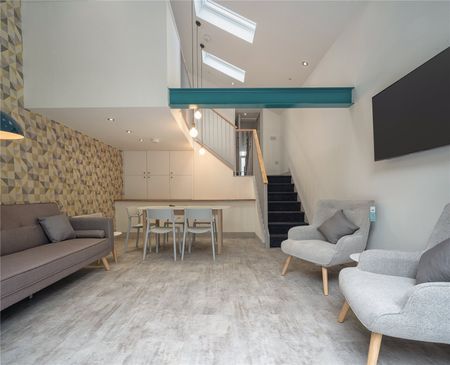 23 Malvern Road, Huddersfield, HD4 - Photo 2