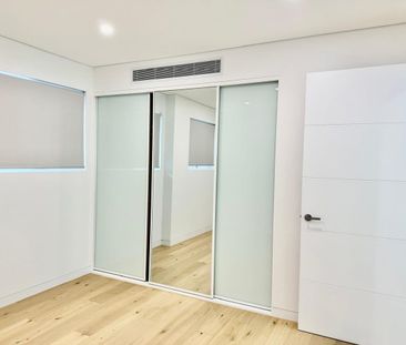 BRAND NEW LUXURY DOUBLE STOREY HOME - Photo 3