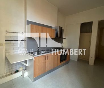 Location Appartement 3 pièces 121m² ST ETIENNE 42000 - Photo 4
