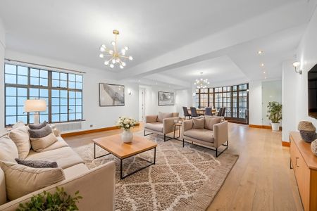 Marylebone Road, London, NW1 5NB - Photo 2