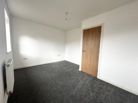2 bedroom townhouse to rent - Photo 3