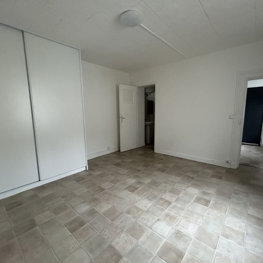 Location Appartement 1 pièce 26m² REIMS 51100 - Photo 1