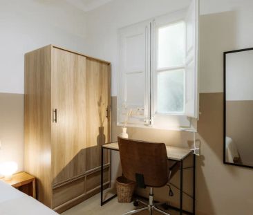 Room in a shared 4-bedroom apartment for rent in La Sagrada Família. - Photo 6