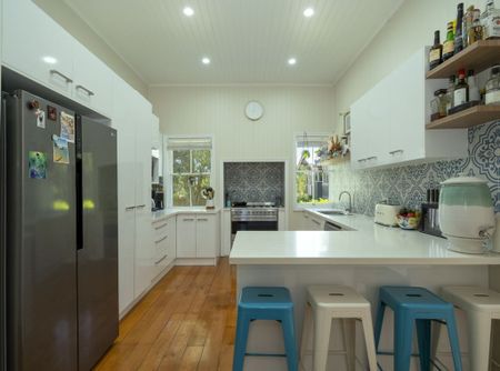 A New Home for the New Year! - Photo 3