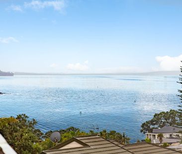 Exceptionally designed home at Takapuna - Photo 5