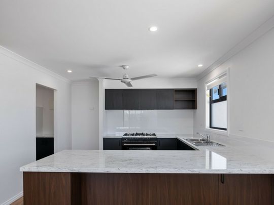 Modern 4x2 home in Quinns Rocks - Photo 1