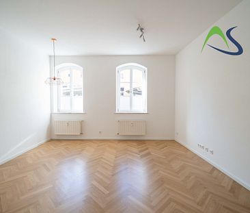 Modernisierte 3-ZKB-Wohnung mit EBK und kleiner Terrasse in der östlichen Altstadt - Foto 3