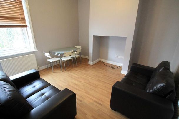 4 bedroom house to rent - Photo 1