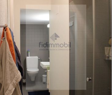 GRAND 2.5 PIECES EN CENTRE VILLE - Foto 1