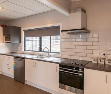 This two bedroom unit is ready for tenants! - Photo 4